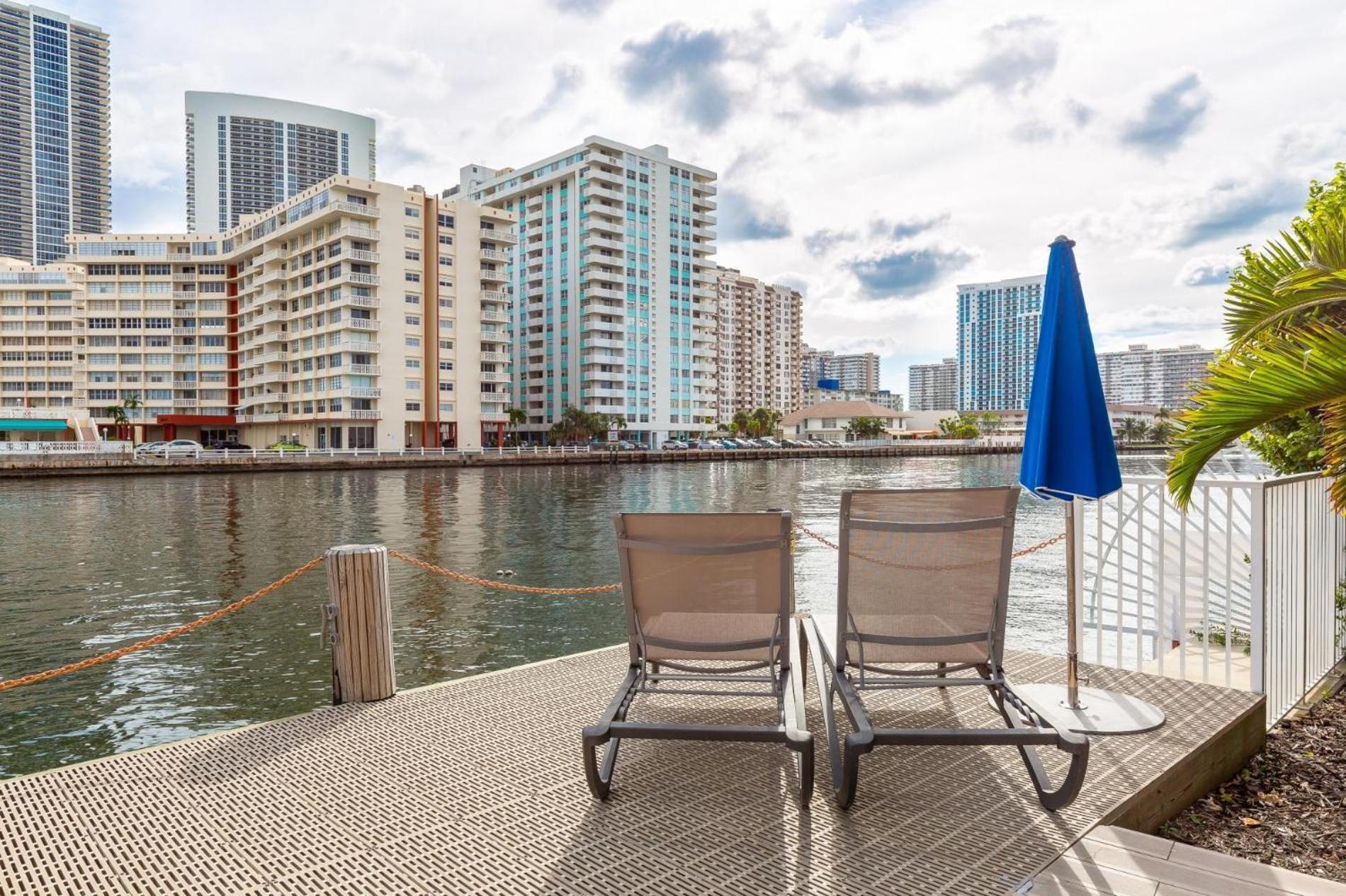 Modern One Bedroom Rental At Beach Walk Resort Miami 18Th Floor 哈兰代尔海滩 外观 照片